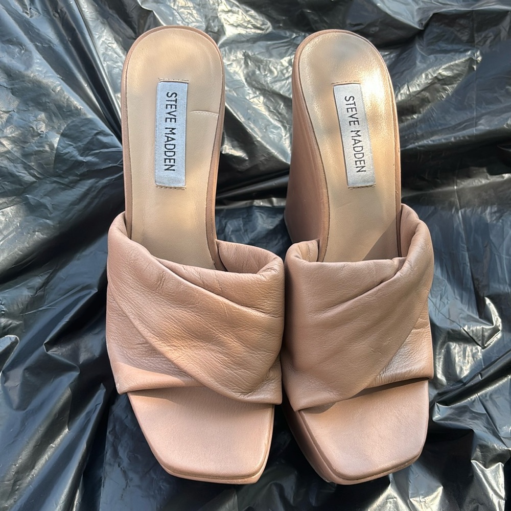 Brianna tan leather Steve madden platform size 8.5
